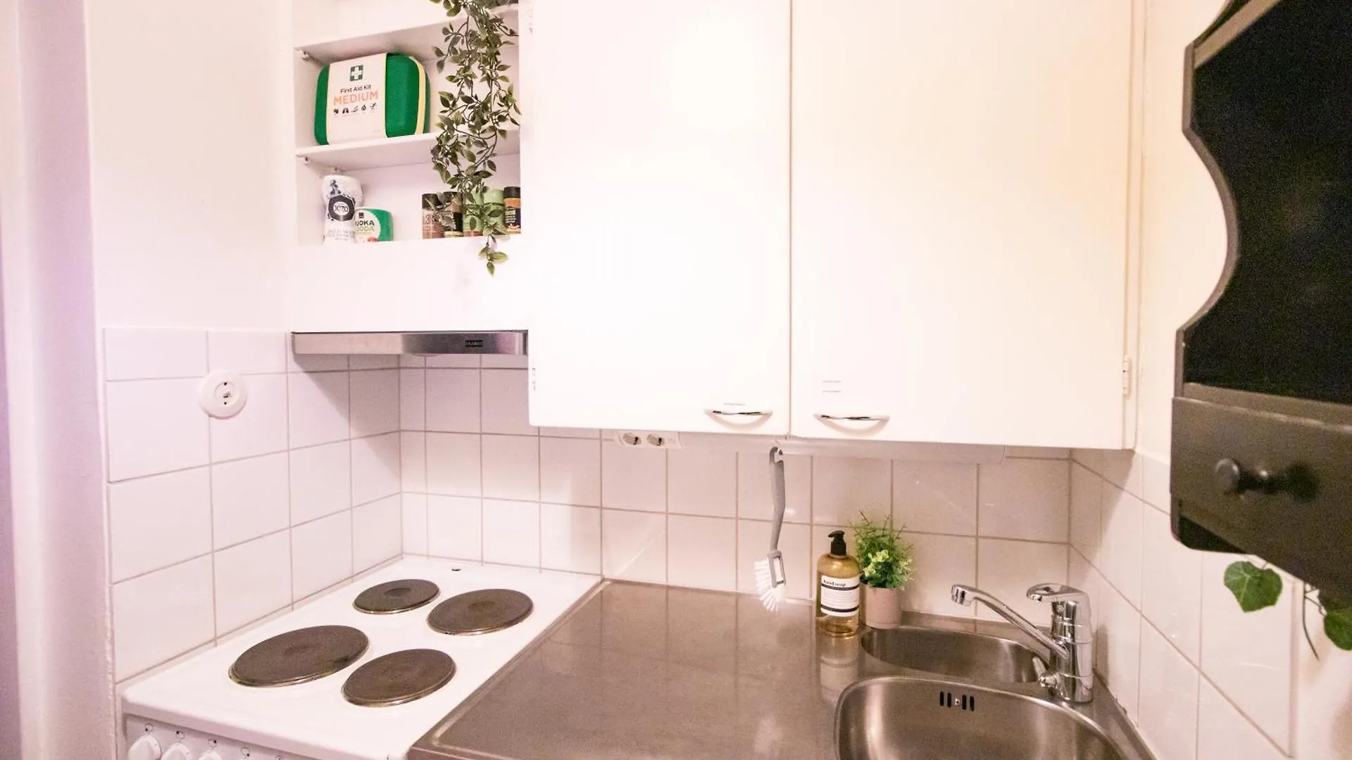 Peaceful Stay - Near Kaari Mall, 5 Min To Train Helsinki Apartamento