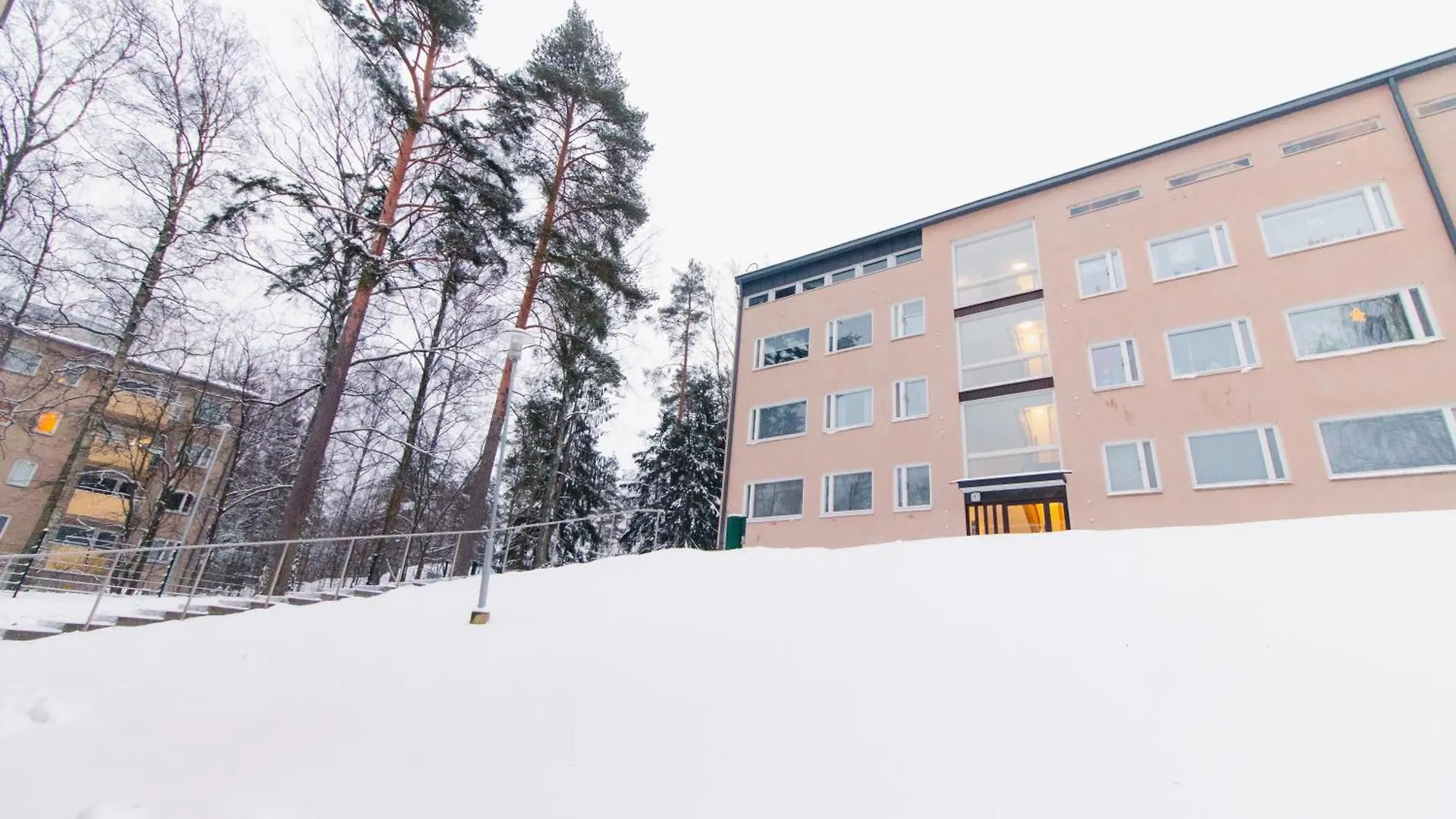 Peaceful Stay - Near Kaari Mall, 5 Min To Train Helsinki 0*,