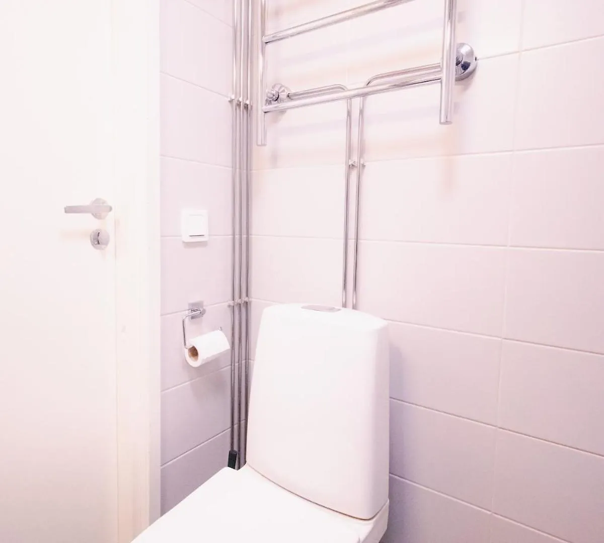 Peaceful Stay - Near Kaari Mall, 5 Min To Train Helsinki 0*,